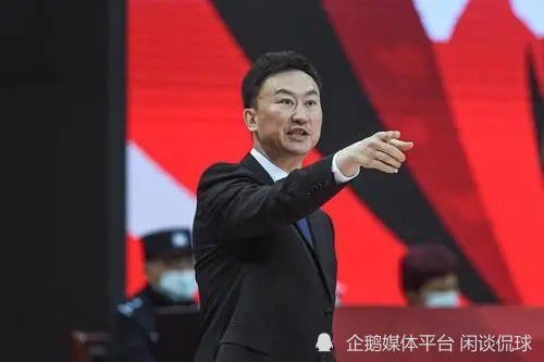 值得一提的是，就在前不久，金刚狼的扮演者者休;杰克曼与老版X教授扮演者帕特里克;斯图尔特还获得了;史上出演真人漫威超级英雄最长职业生涯的吉尼斯世界纪录，时间跨度为16年228天，也就是6068天